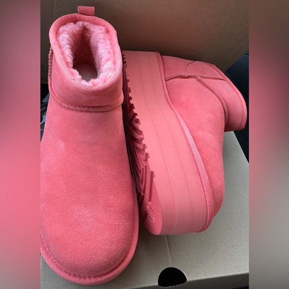 NEW Ugg Classic Ultra Mini Platform Boots -Pink size 9 - Picture 6 of 7